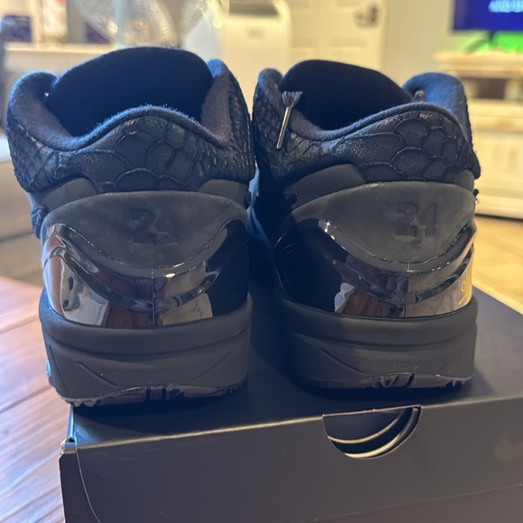 Kobe IV Protro (NEW) - Picture 4 of 8